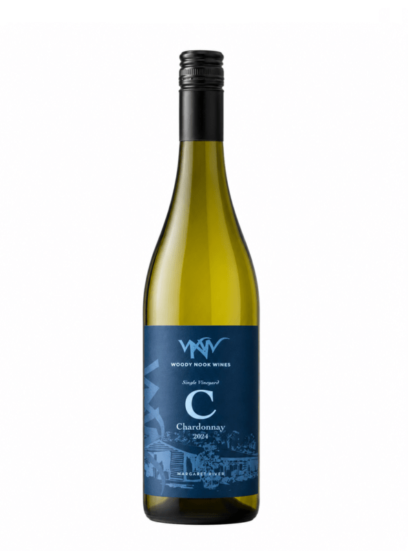 Woody Nook Chardonnay wine bottle