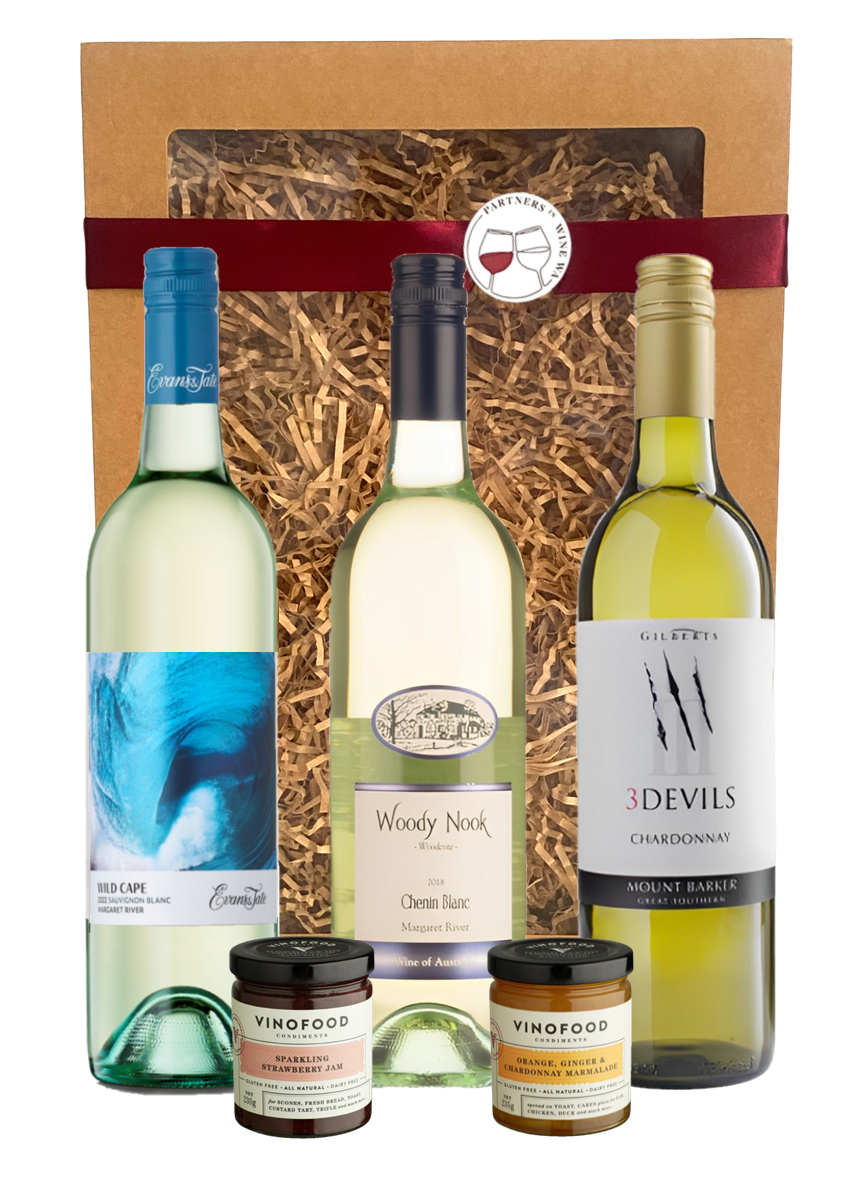 white wine lovers gift pack.