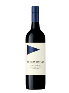 robert oatley signature series cabernet 2020 wine bottle