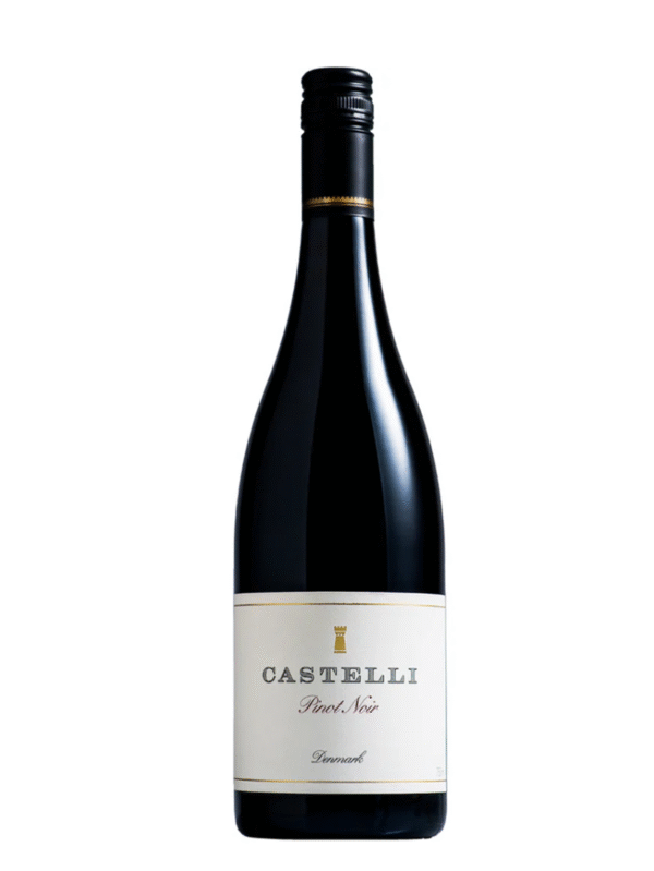 Castelli Estate pinot noir 2023 wine bottle